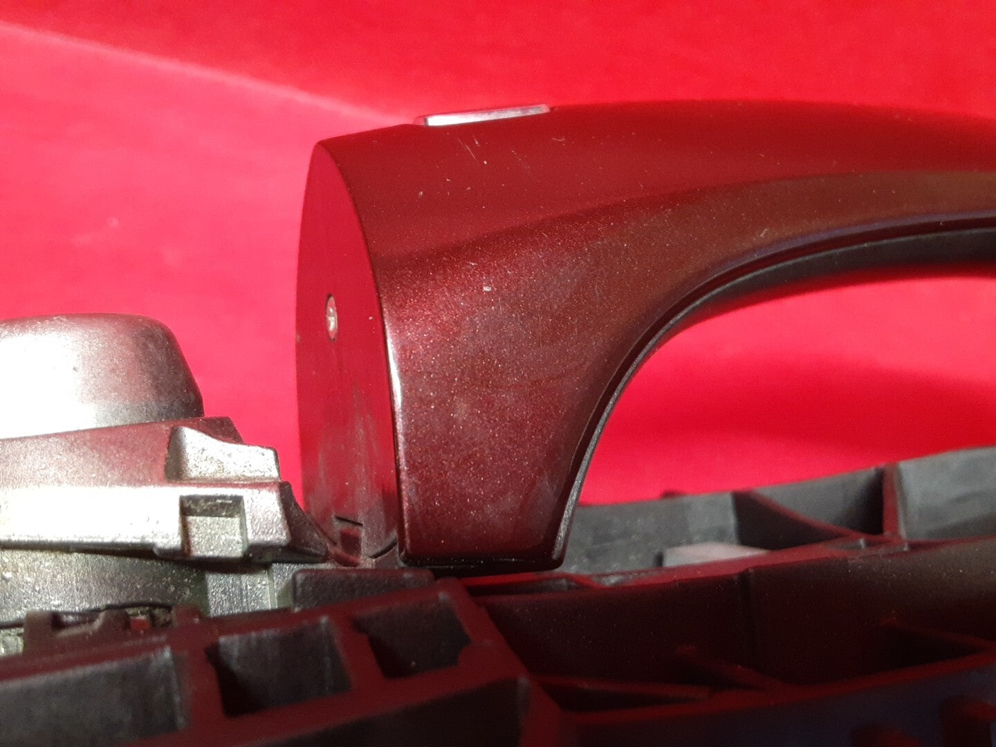 18-20 Buick Regal Sportback TourX FRONT LEFT DRIVER Door Handle 491C: Rioja Red