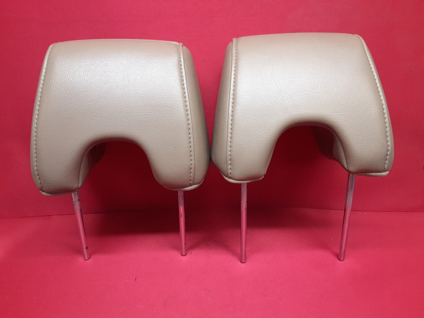 2006 - 2008 Honda Pilot Headrest Seat FRONT DRIVER AND PASSENGER SET