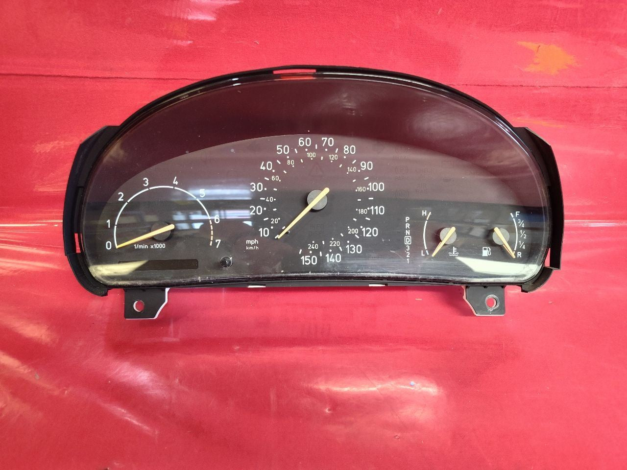 1999 Saab 9-5 Automatic Transmission Speedometer Instrument Cluster MPH