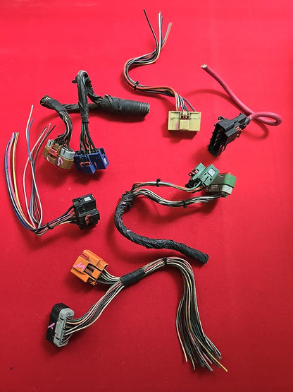 2006 2007 Chrysler Town & Country TIPM Module Fuse Box - PIGTAIL WIRES ONLY