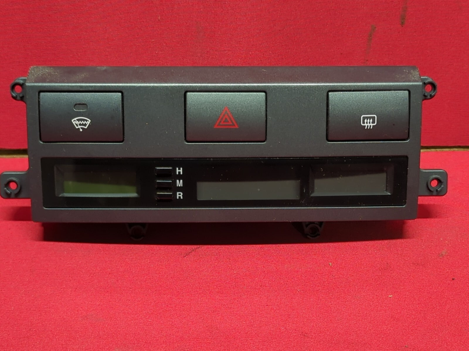 2007 2008 Kia Sorento Instrument Panel Digital Clock Hazard Defrost	94500-3E510