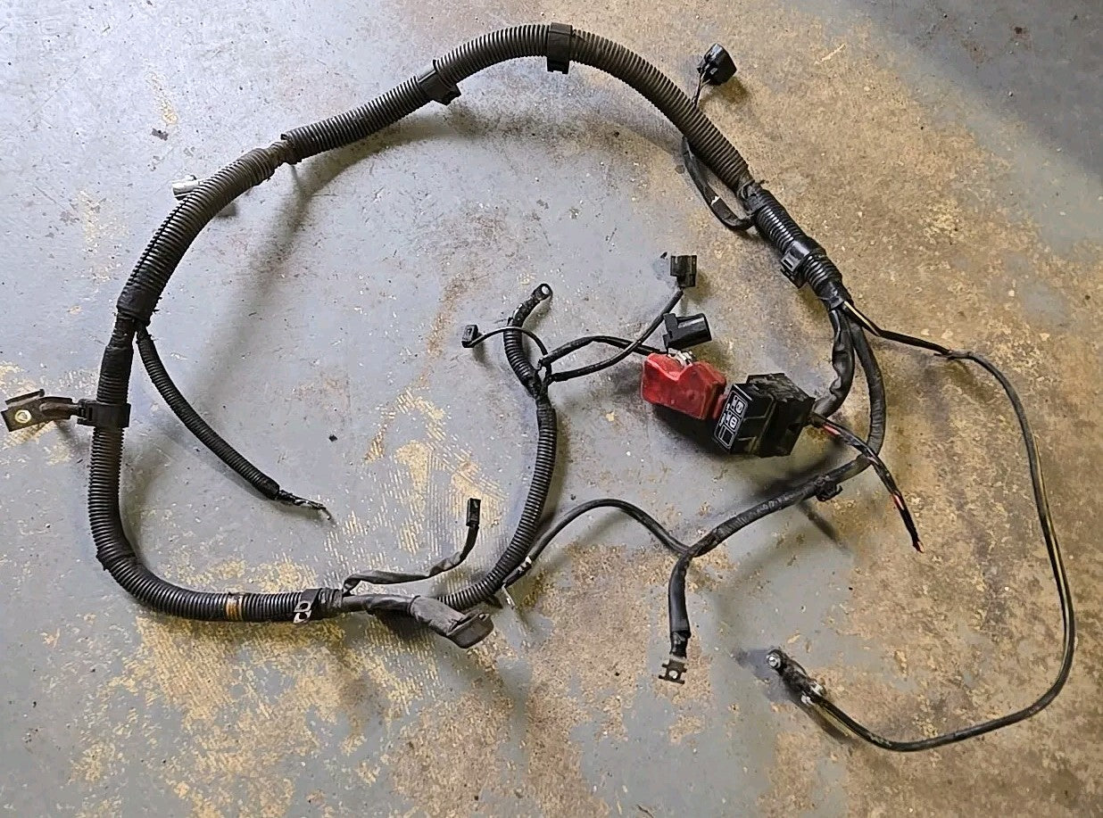 2001 Mitsubishi Montero LIMITED / XLS Positive Battery Cable Harness to Junction
