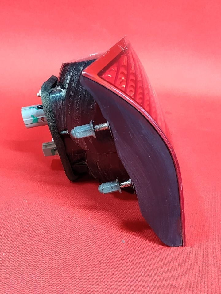 2008-2014 Subaru Tribeca LEFT DRIVER INNER Liftgate Hatch Tail Light Lamp
