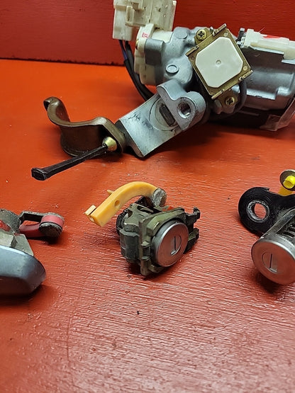2001-2003 Toyota Highlander Ignition Switch W/ Key and Lock Kit 69057-48040