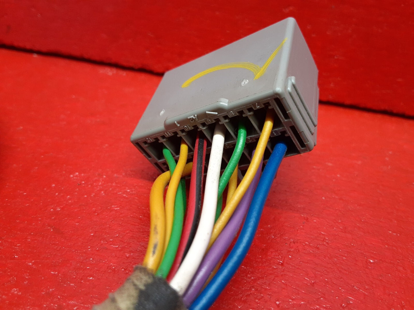 99-14 Volvo Multi Vehicle DRIVER LEFT Seat Memory Control Module - PIGTAILS ONLY