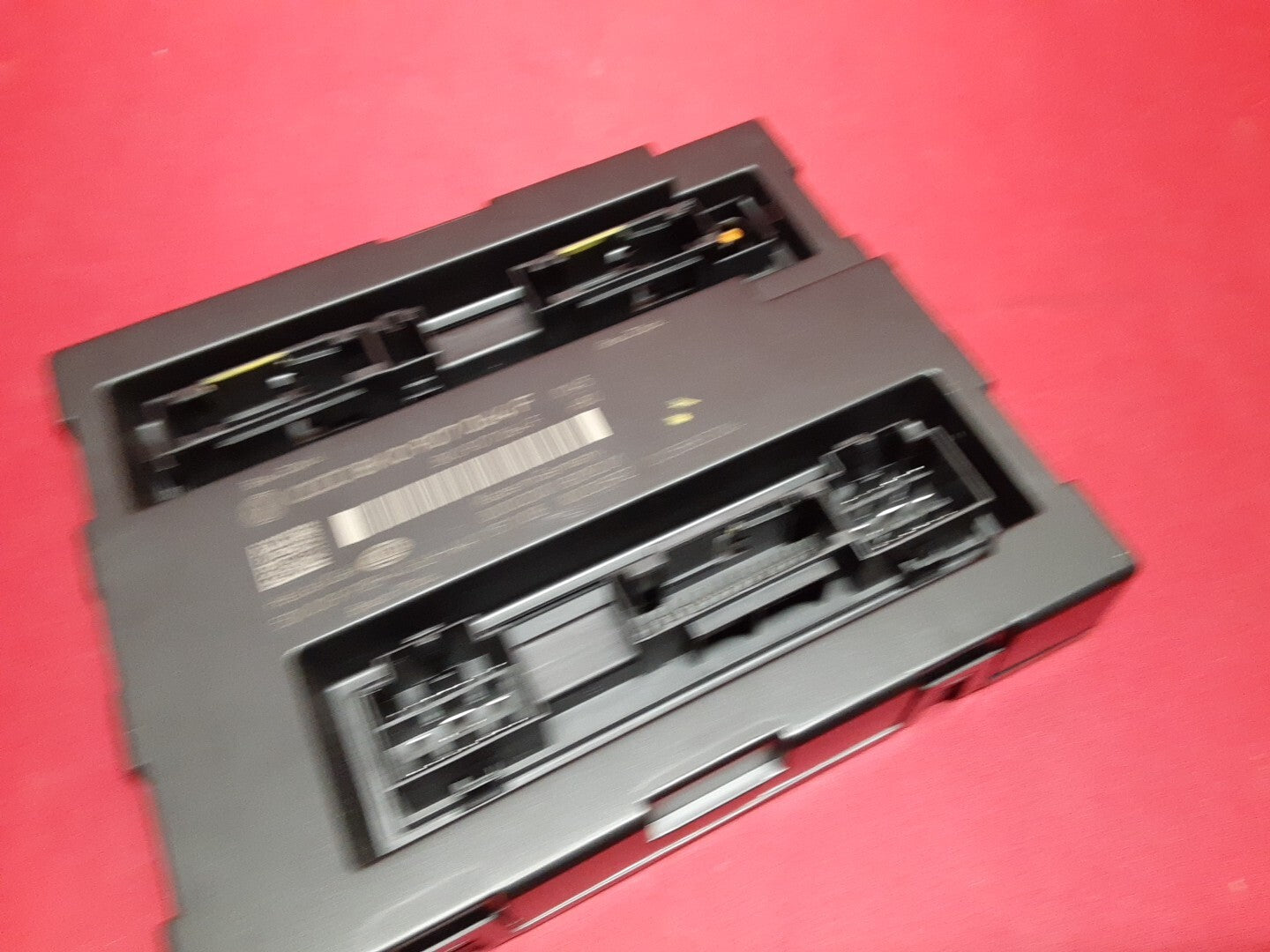 2009 - 2011 Audi A4 Keyless Entry Comfort System Control Module 8K0-907-064-F