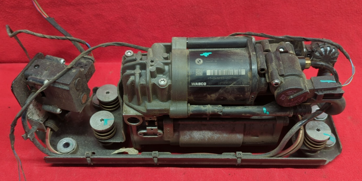 2009 - 2016 BMW 535iGT 5 / 7 Series - Air Suspension Compressor / Pump - 6794465