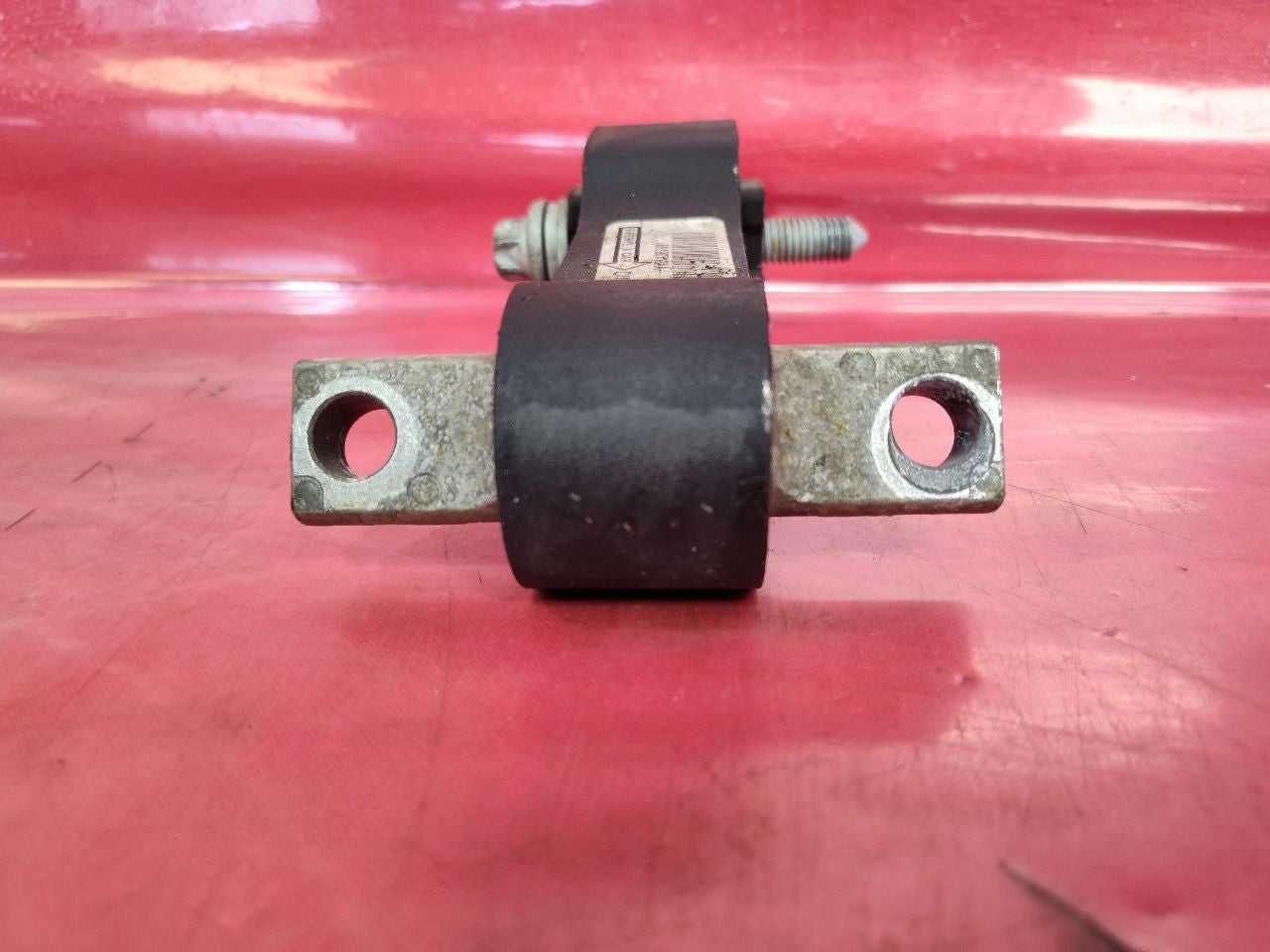2018 2019 Fiat 500 6-Spd Auto Trans Engine Mount Isolator Bushing w/ Bolt