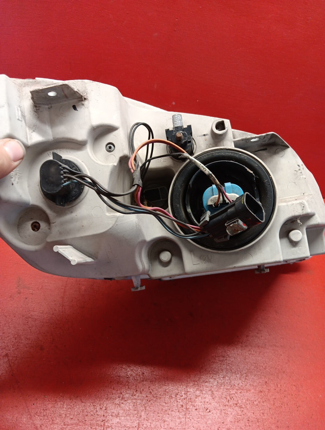 2005-2009 Chevrolet Cobalt Front Left Driver Headlight 22740621