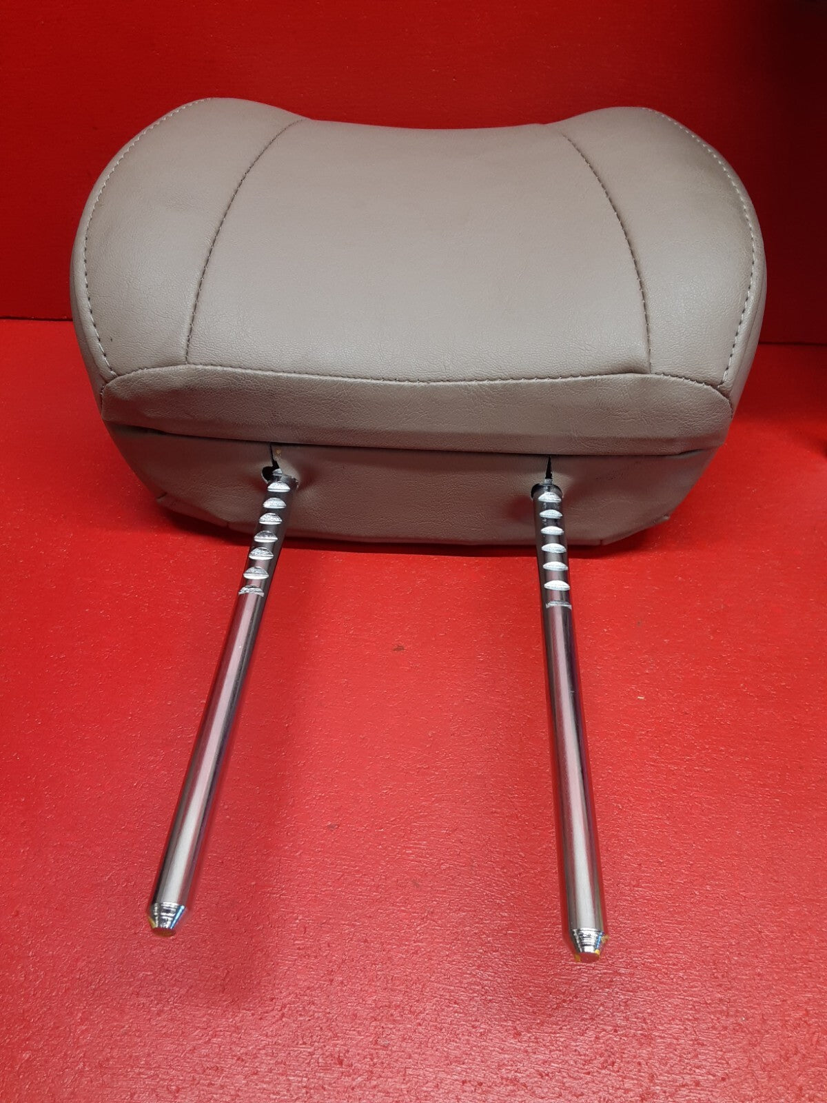 1999 - 2002 Jeep Grand Cherokee Headrest Head Rest FRONT Seat Set of 2