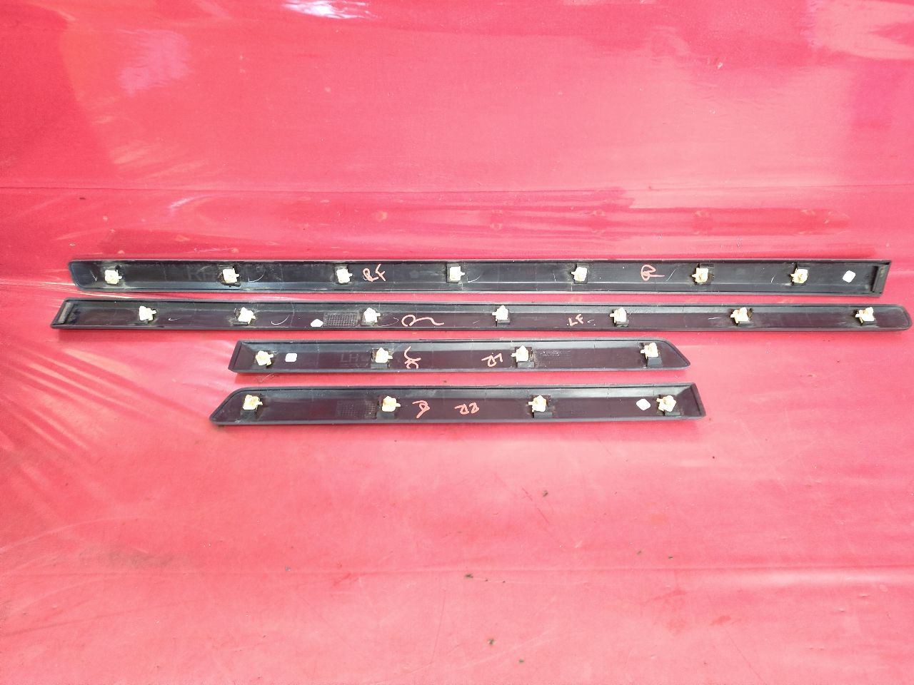 2007-2010 Jeep Grand Cherokee Laredo FRONT/REAR Door Molding Trim Set Black
