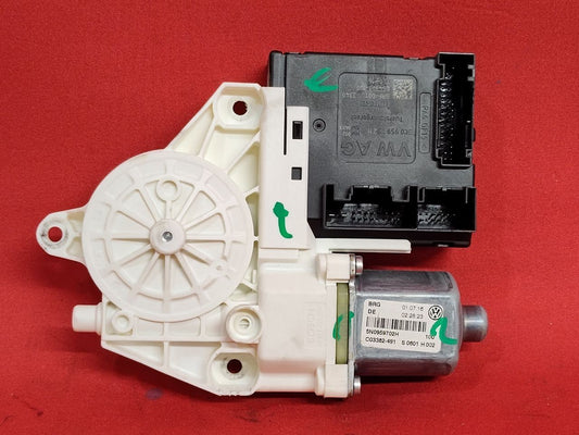 2012-2018 VW Volkswagen Tiguan FRONT RIGHT PASSENGER Door Power Window Motor