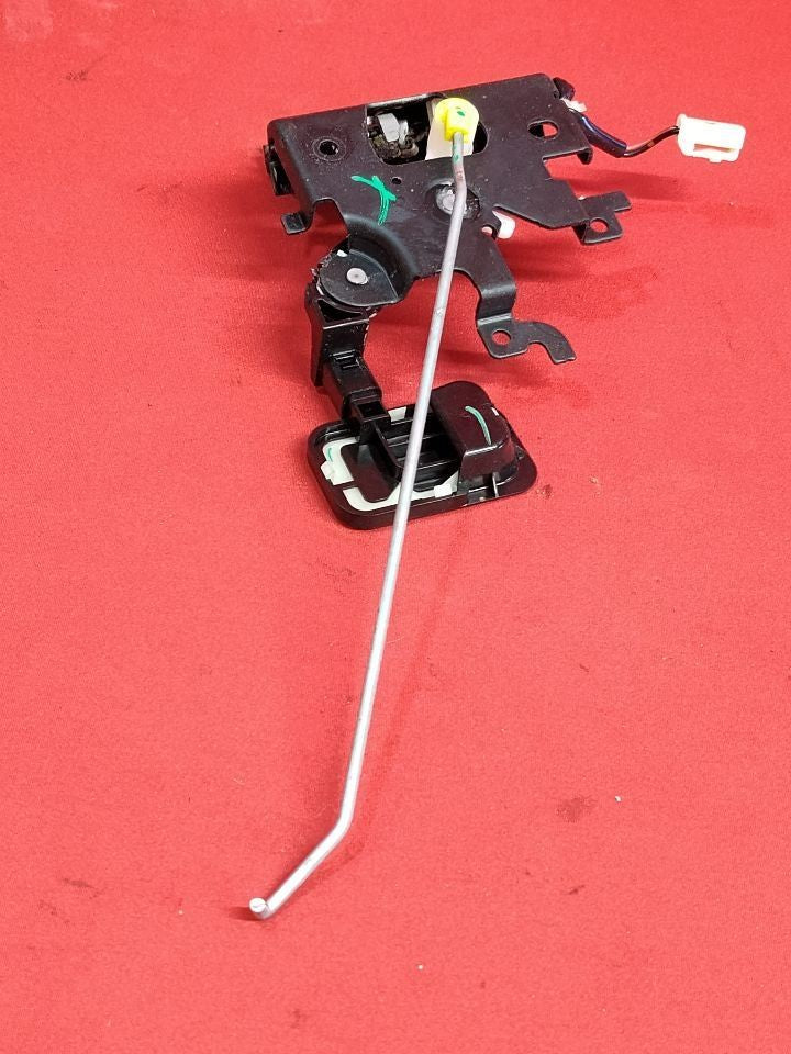 2007-2009 Mazda Mazda3 Sedan Trunk Lid Latch Lock Actuator w/ KEYLESS ENTRY
