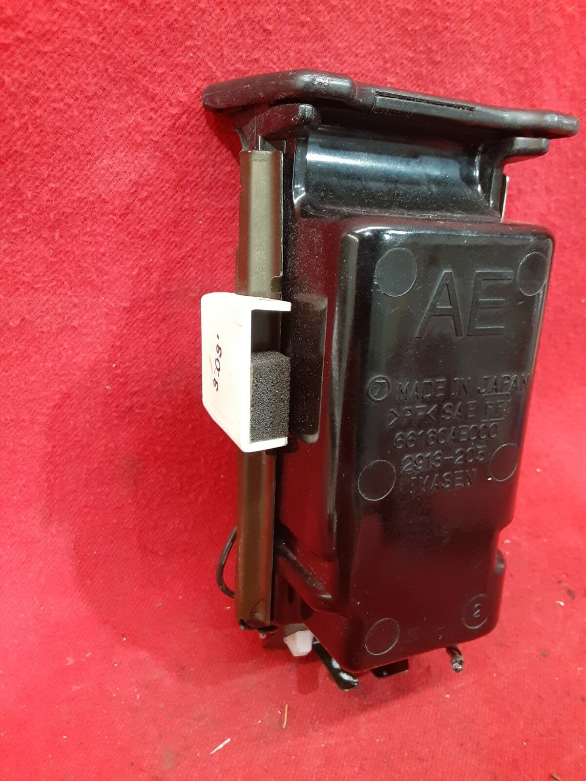 2000 - 2004 Subaru Outback Legacy Ash Tray Black Plastic Light 66160AE000