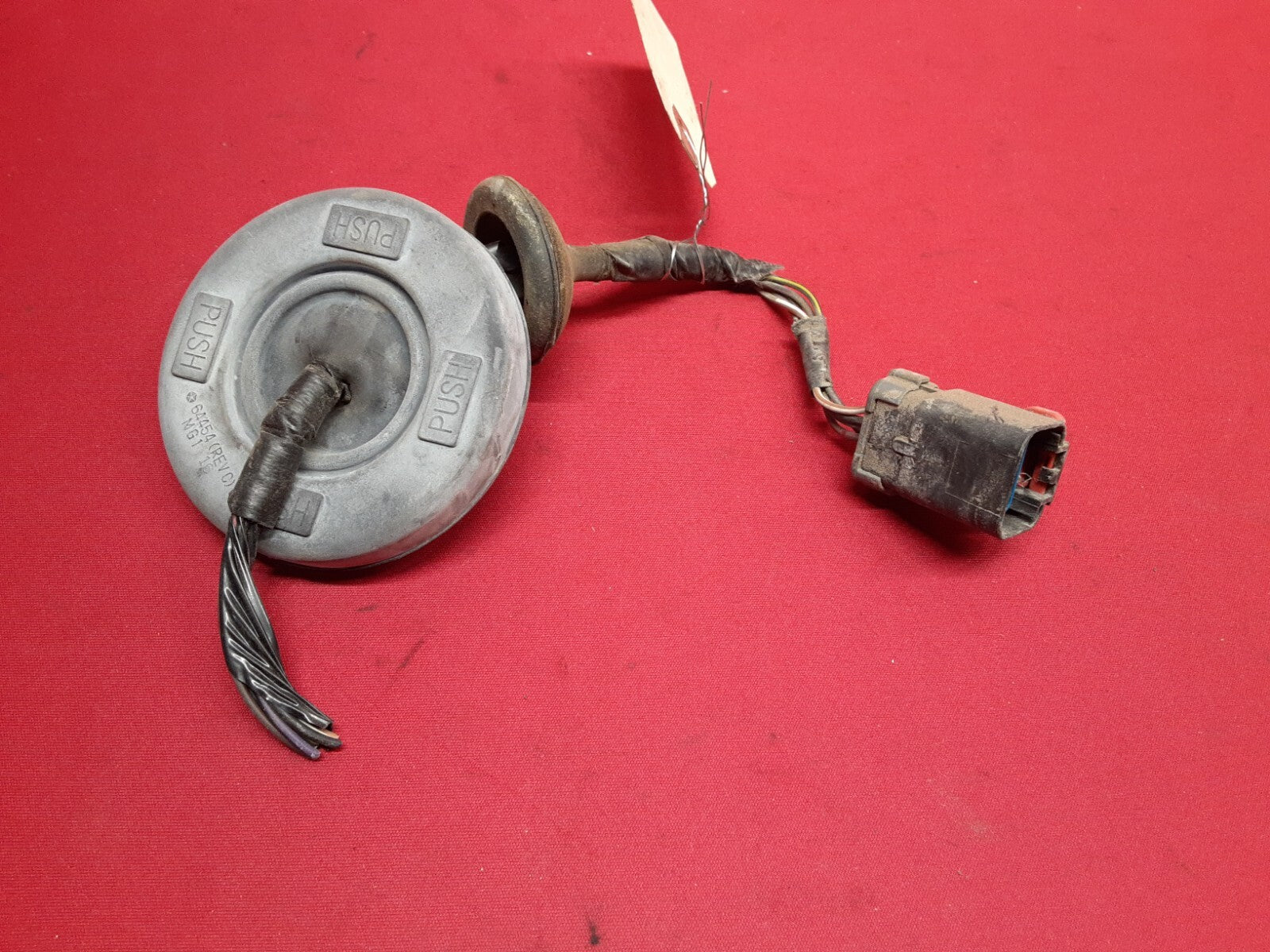 2003 2004 Jeep Grand Cherokee LEFT Tail Light Stop Lamp 55155139AI    PIGTAIL