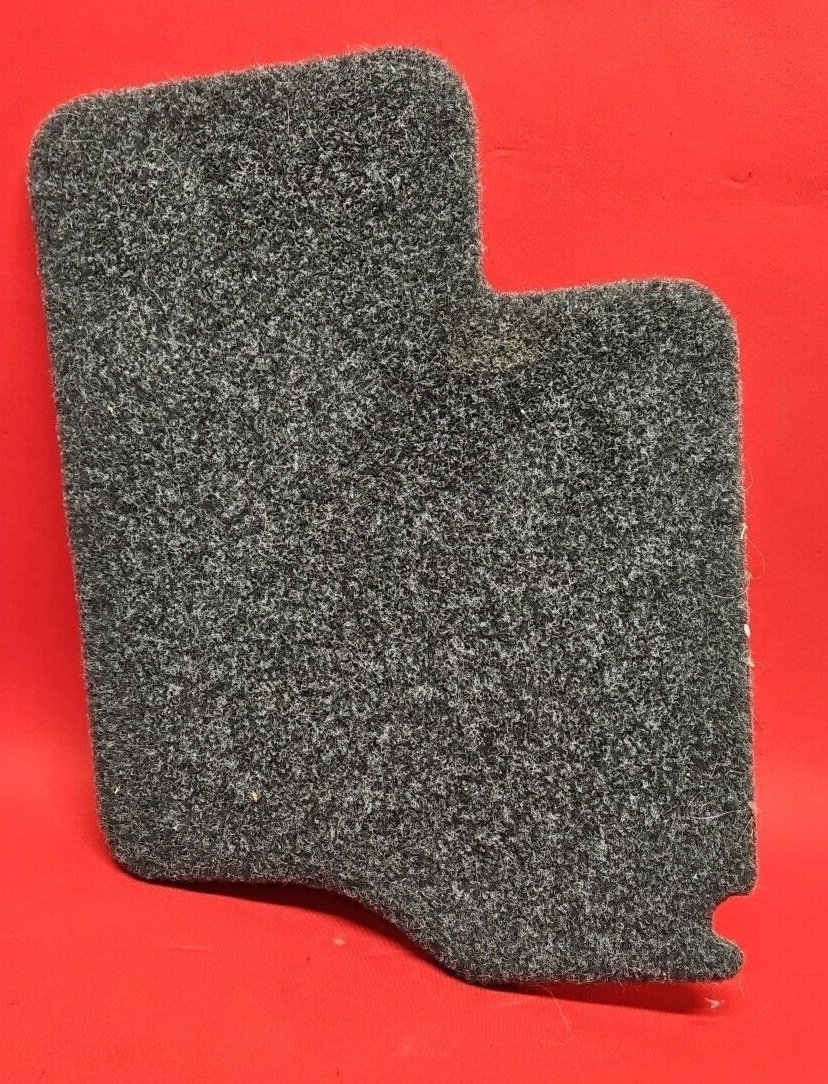 2013 - 2019 Fiat 500e EV Electric RIGHT 2nd Row Seat Floorboard Compartment LID
