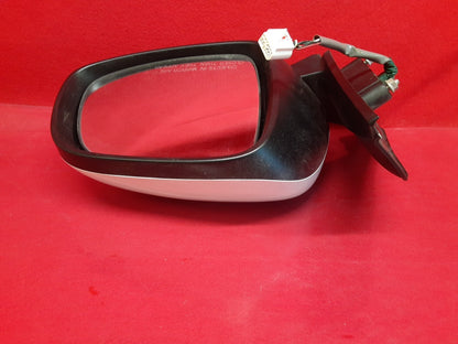 2007-2011 Suzuki SX4 RIGHT PASSENGER Power Door Mirror Manual Folding Non Heated