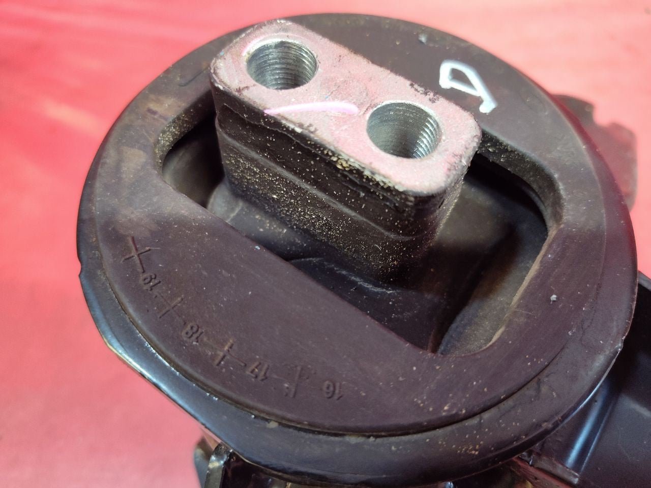 2016-2020 Kia Sorento LEFT DRIVER Engine Transmission AWD Mount w/ Bolts