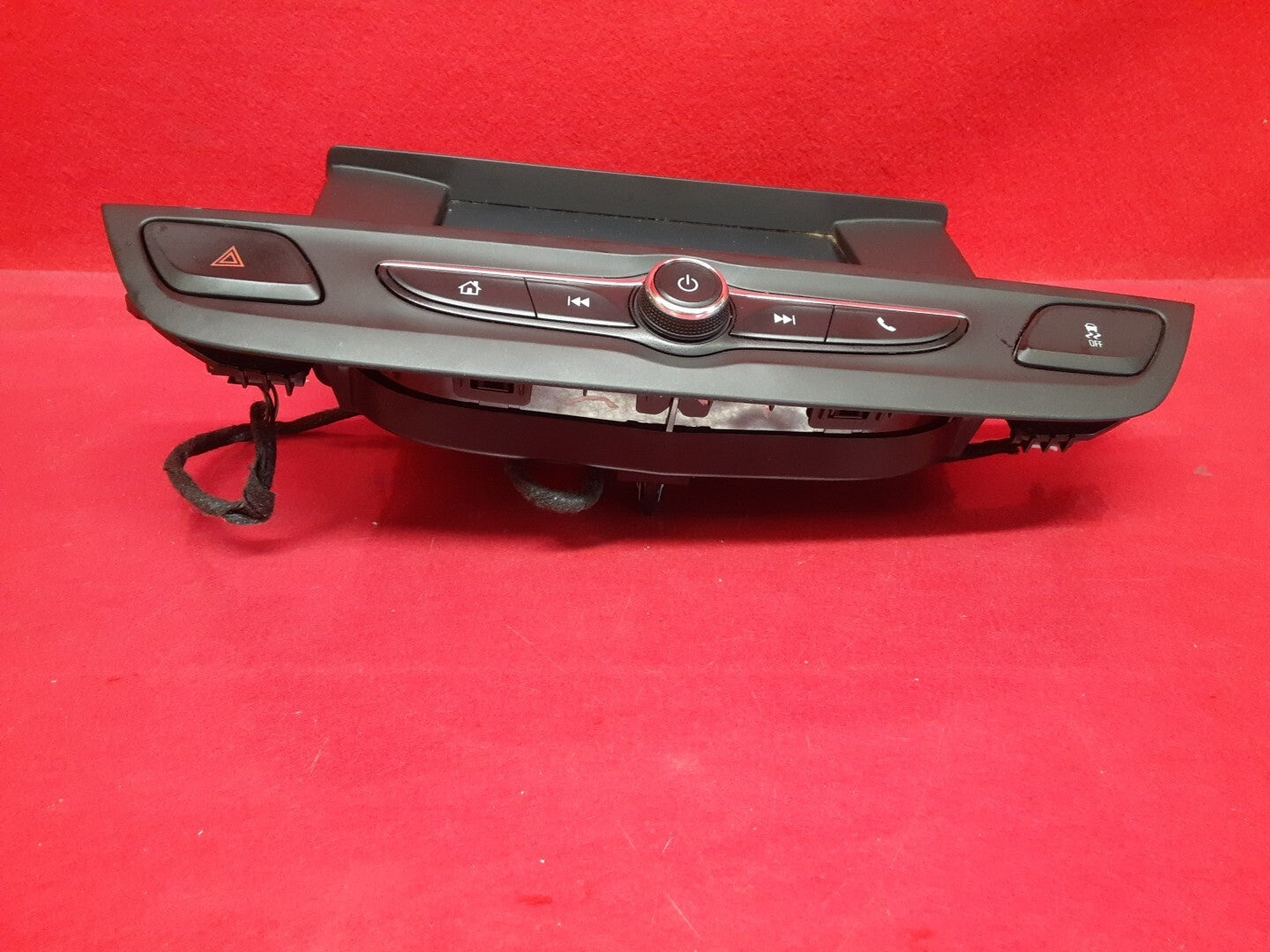 2018 Buick Regal Sportback TourX Dash Information Display Screen Basic Function