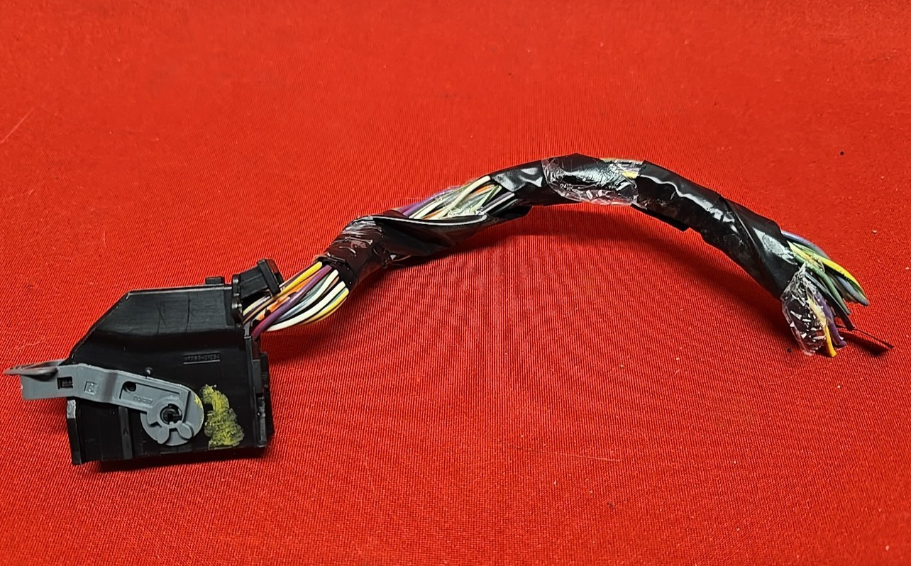 2010 Ford Explorer 4.0L 4.6L A/T Speedometer Instrument Cluster PIGTAIL WIRE