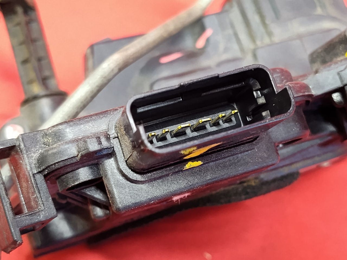 2011-2013 Kia Soul FRONT LEFT DRIVER Door Latch Lock Actuator w/ Handle