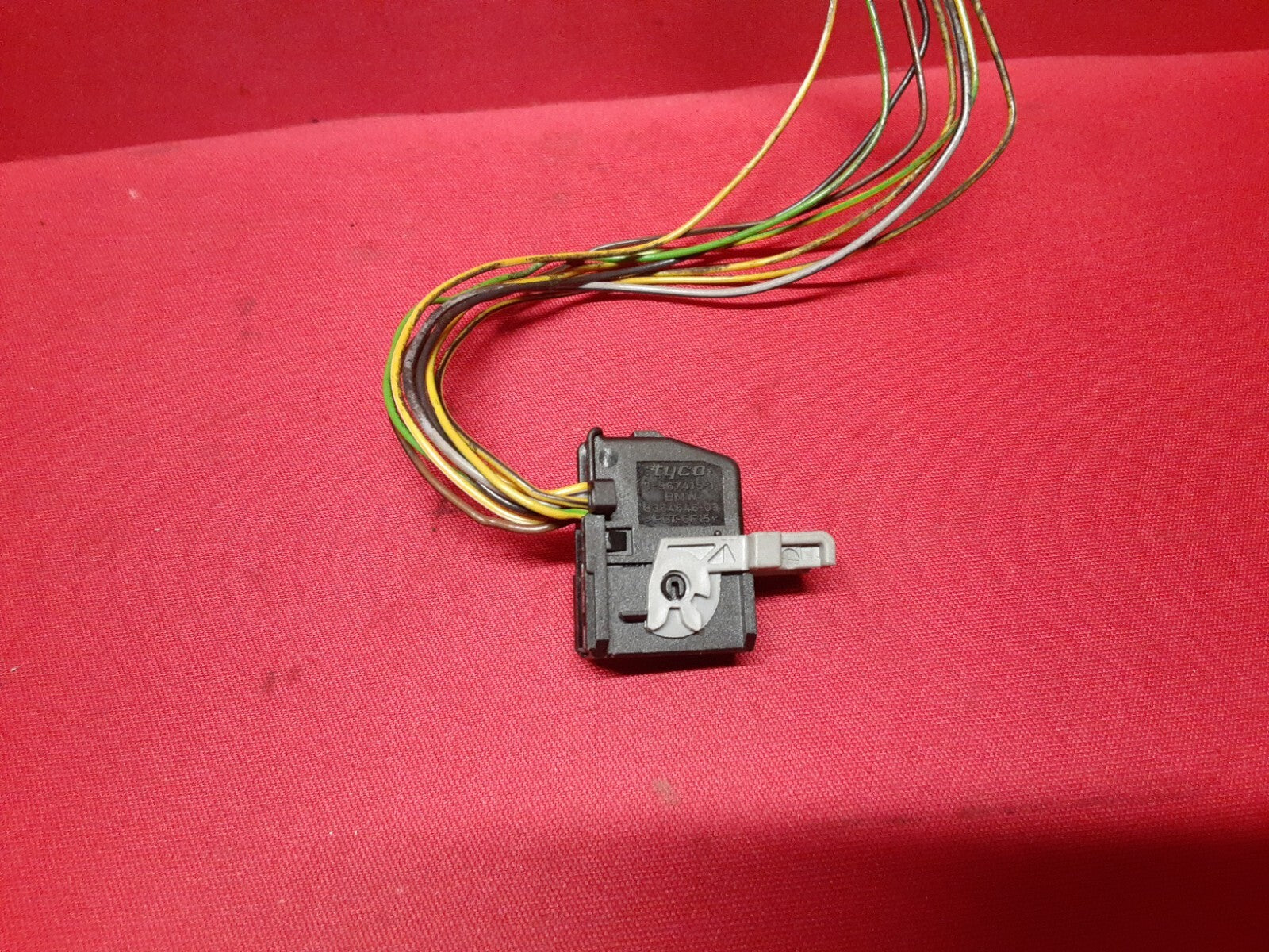 2003 - 2006 Range Rover HSE Headlight Switch w/ Auto Lamps YUD500880PUY  PIGTAIL