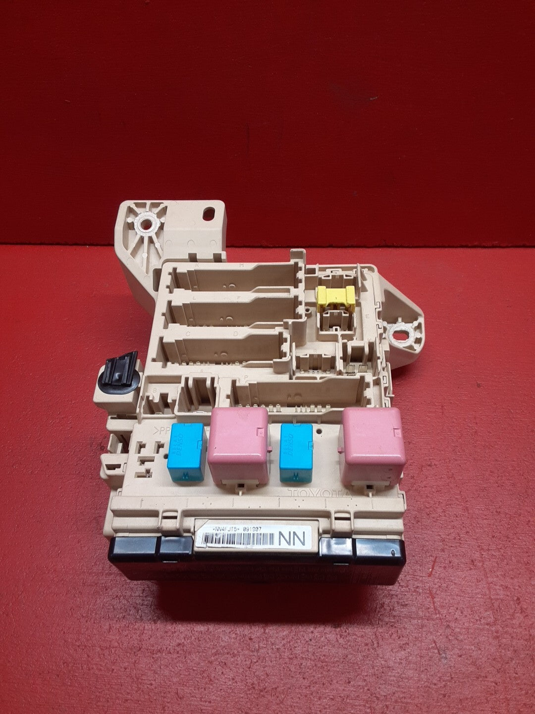 2007-2009 Toyota Camry 2.4L Instrument Panel Fuse Box Block Assembly 82730-06502