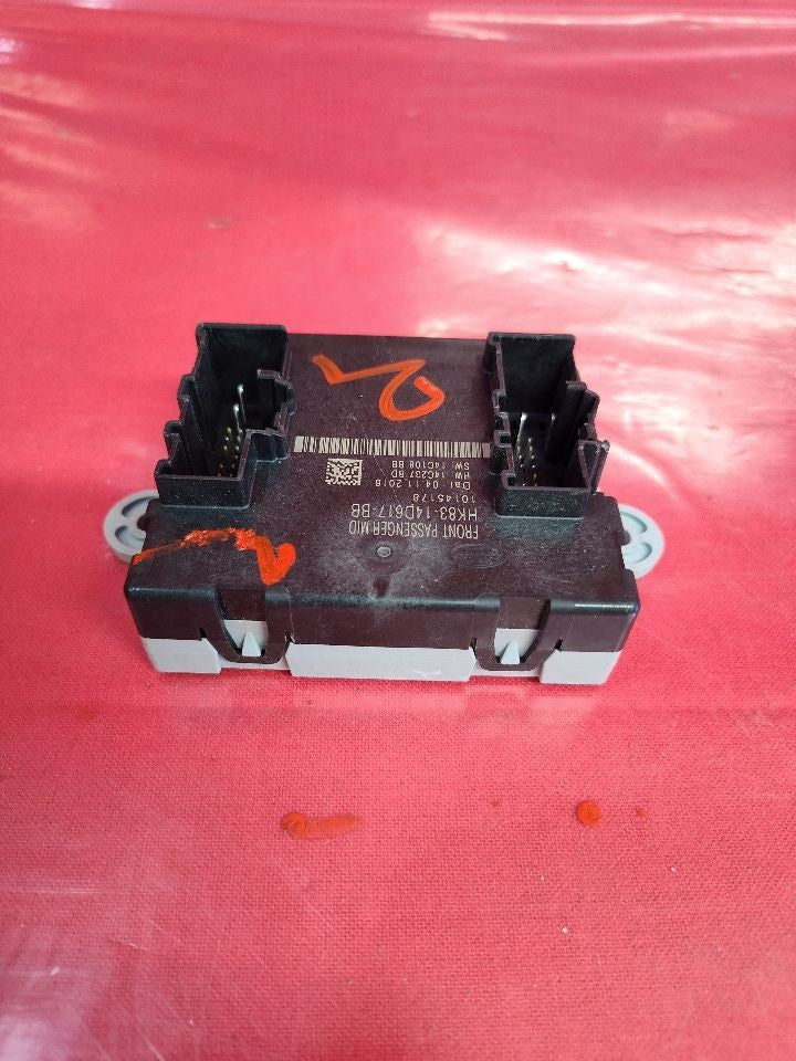 2016 2017 Range Rover Evoque FRONT RIGHT PASSENGER Door Control Module