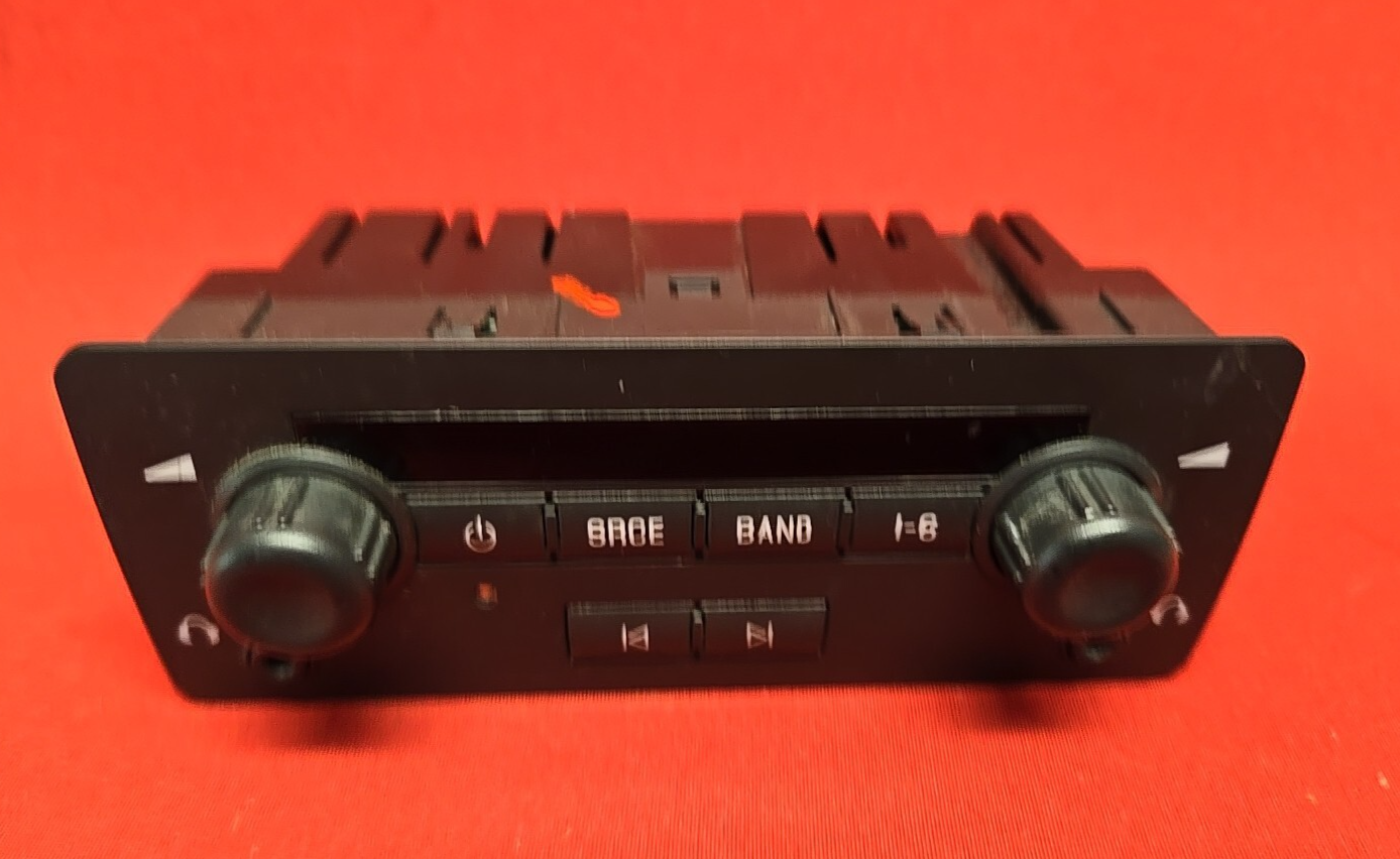 2007-2009 Saturn Aura Information Display & Radio Control Assembly 15219767
