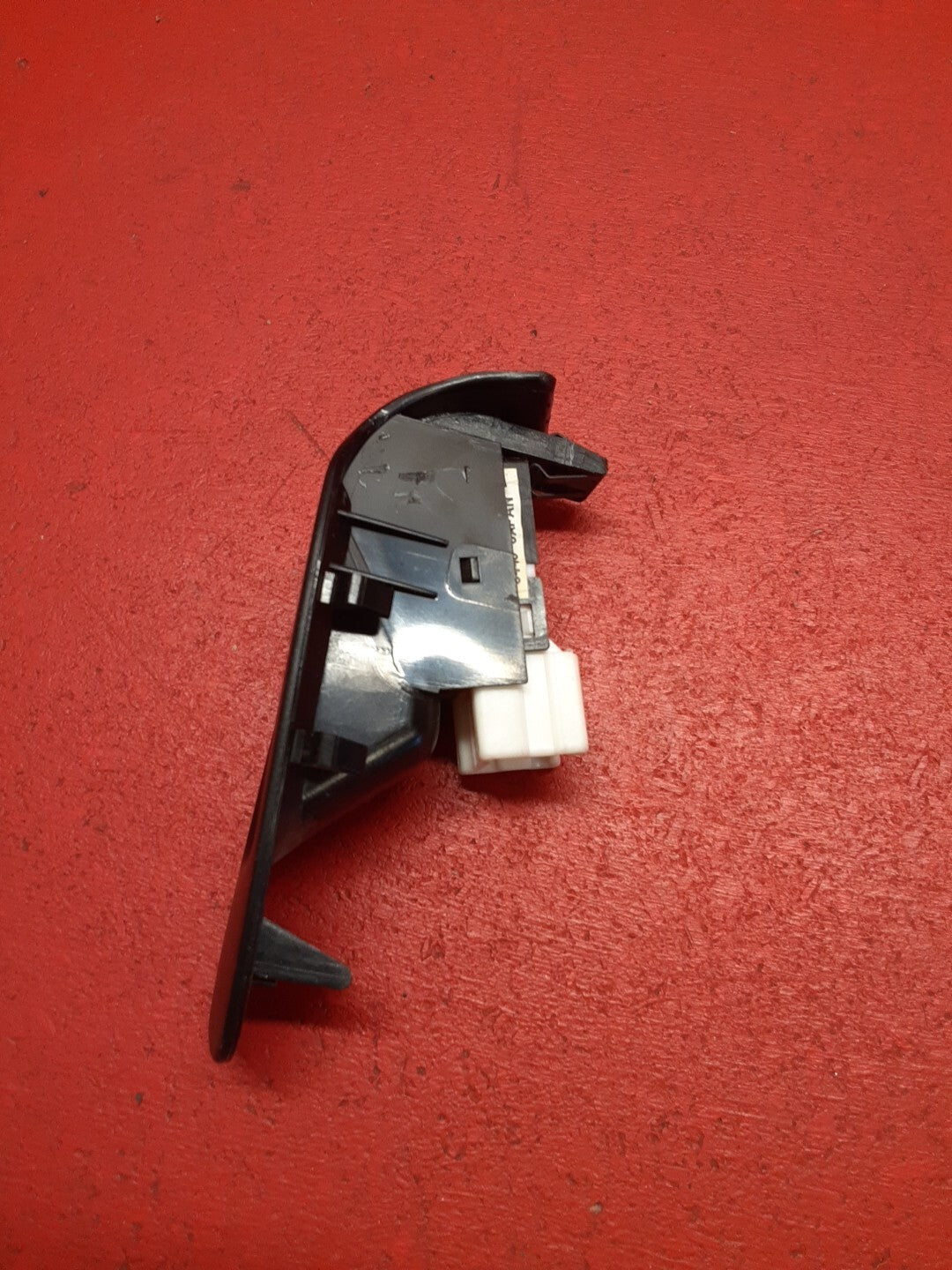 2000-2006 Subaru Outback Legacy Baja Right Rear Window Switch W/ Trim 83071AE04A