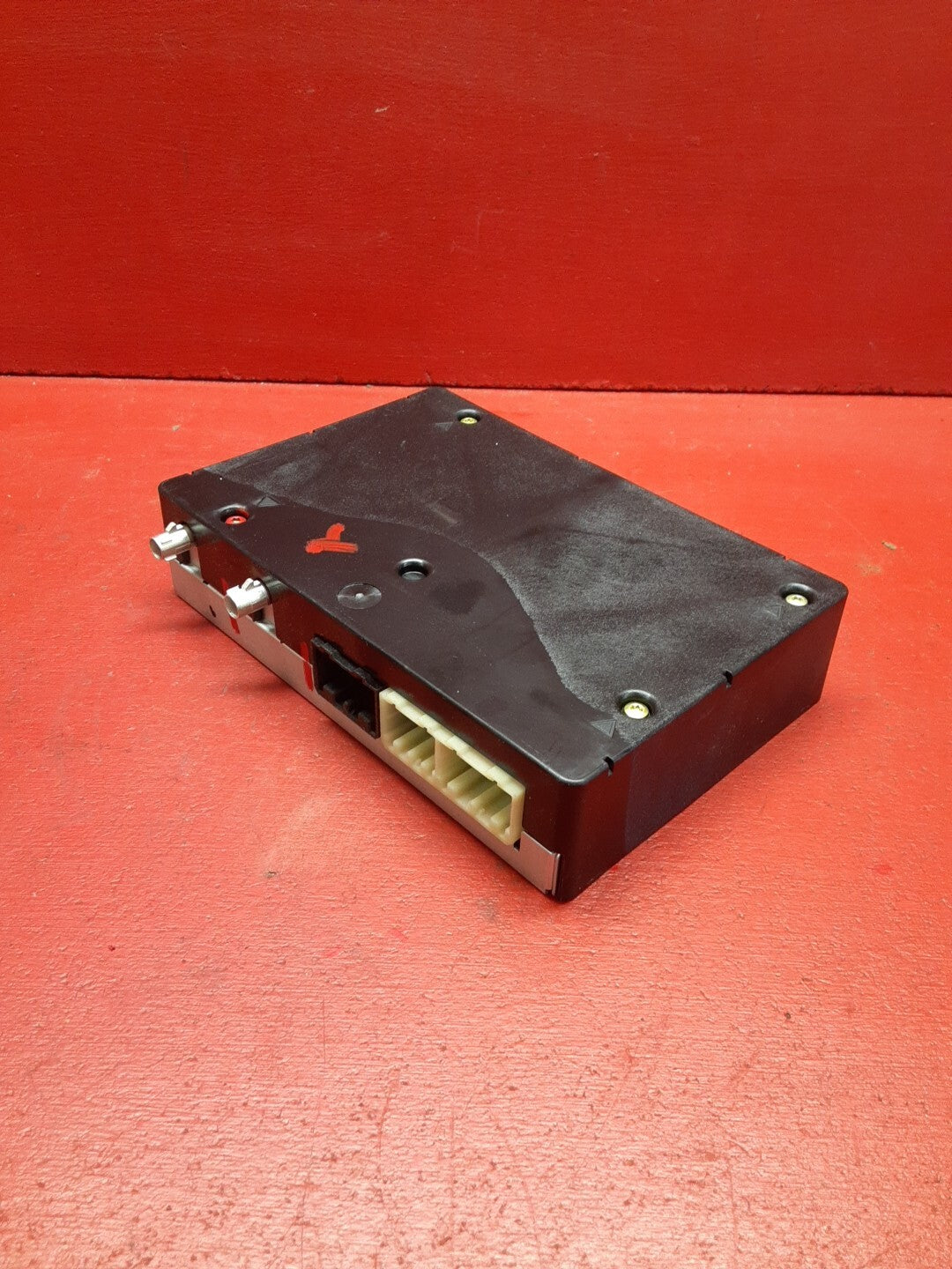 2014-2018 GM Multi Vehicle Radio Antenna OnStar Module 23261543