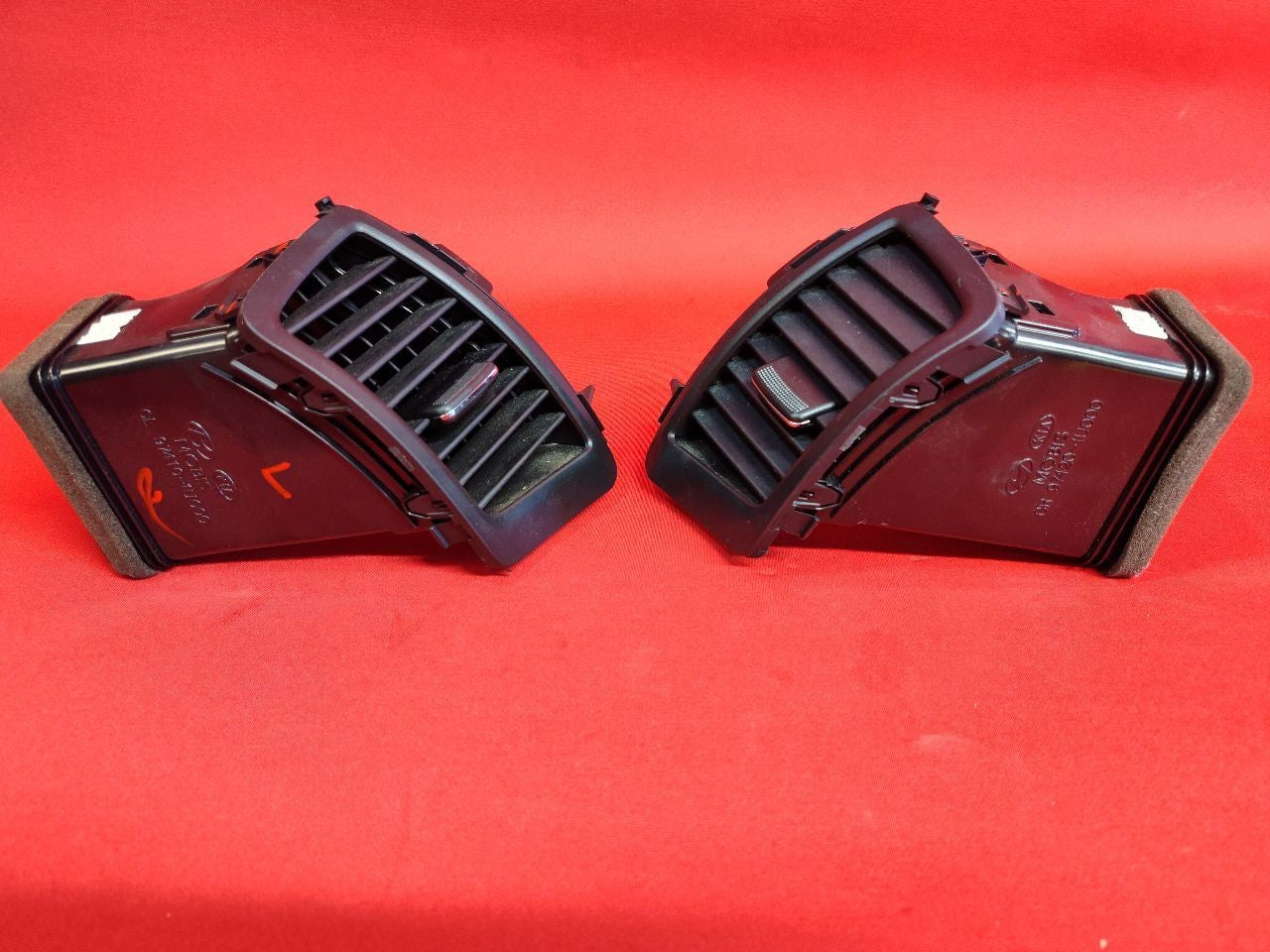 2011-2013 Kia Sorento INNER CENTER Dash HVAC Air Vent Ducts Set Black
