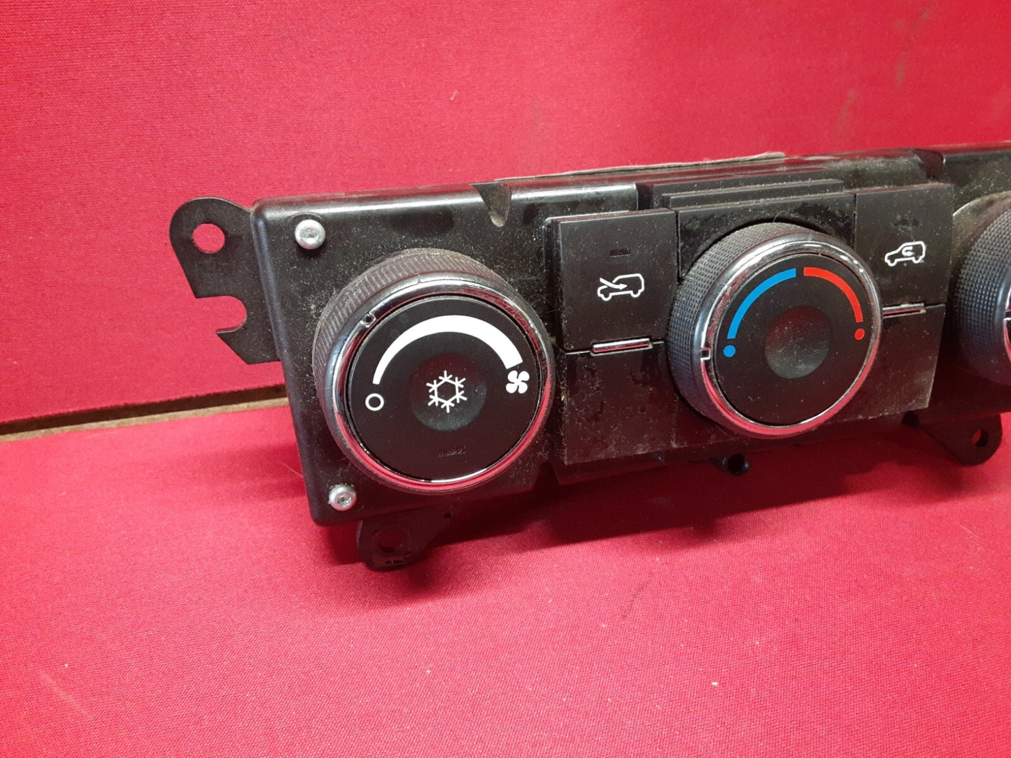 2007 - 2009 Chevy Chevrolet Equinox A/C Heat Climate Control Dash Unit 25950961