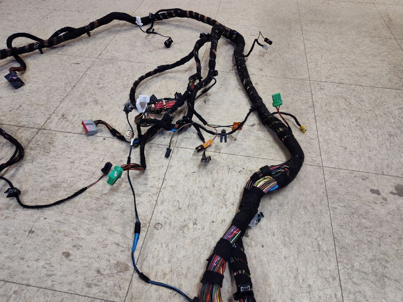 2007 Land Rover LR3 Instrument Panel Dash Complete Wiring Harness YMG505140