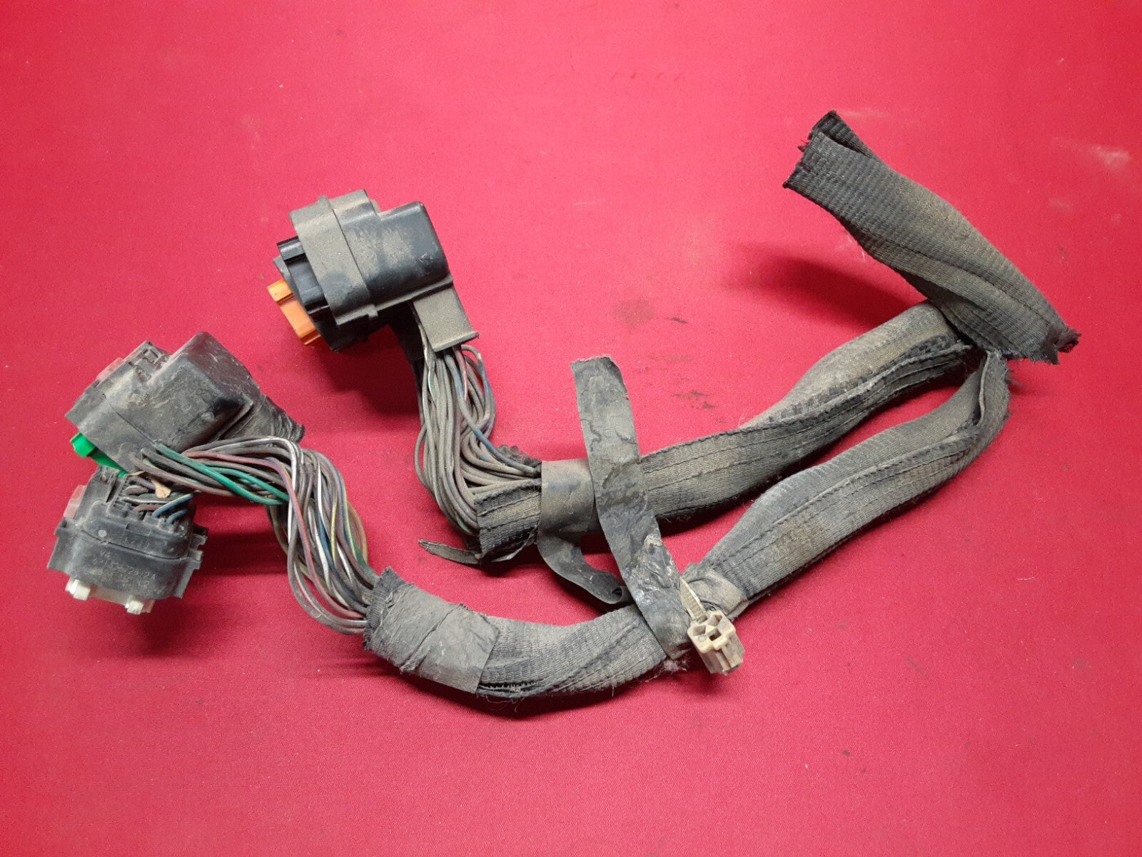 2005 Jeep Grand Cherokee PCM / ECM Computer Powertrain Control Module - PIGTAILS