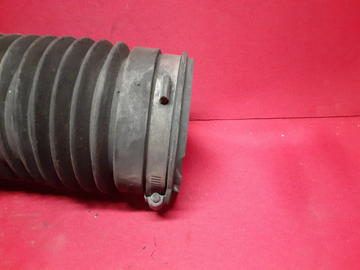 2005 - 2010 Jeep Grand Cherokee 06-10 Commander V6 Air Intake Tube 53013522AC