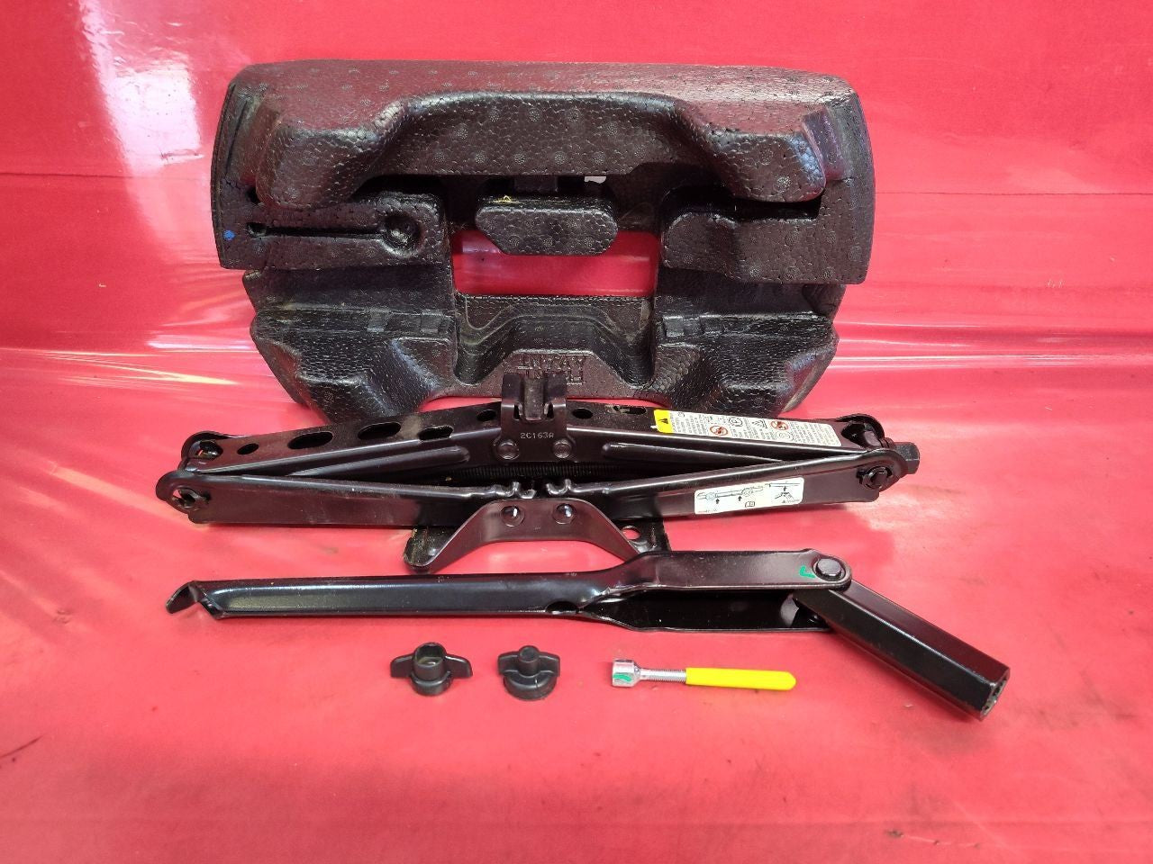 2002-2016 Chevy Buick Pontiac Sedan Emergency Spare Tire Scissor Jack Foam Set