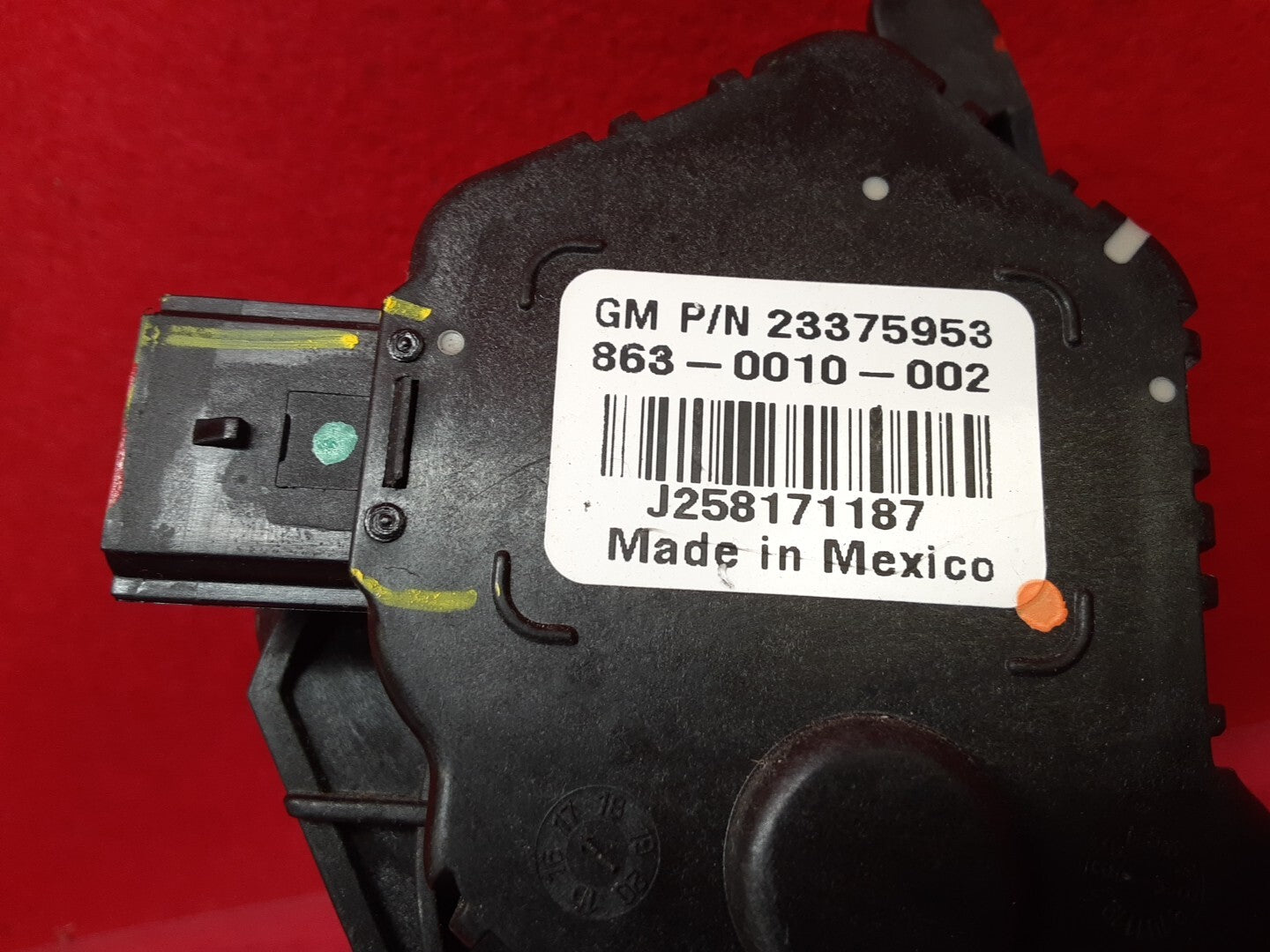 18-20 Buick Regal 16-19 Malibu 17-19 LaCrosse Accelerator Gas Pedal 84657611