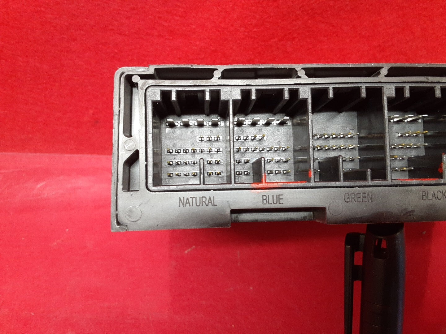 2018 2019 2020 Buick Regal Sportback TourX Body Control Module BCM BCU
