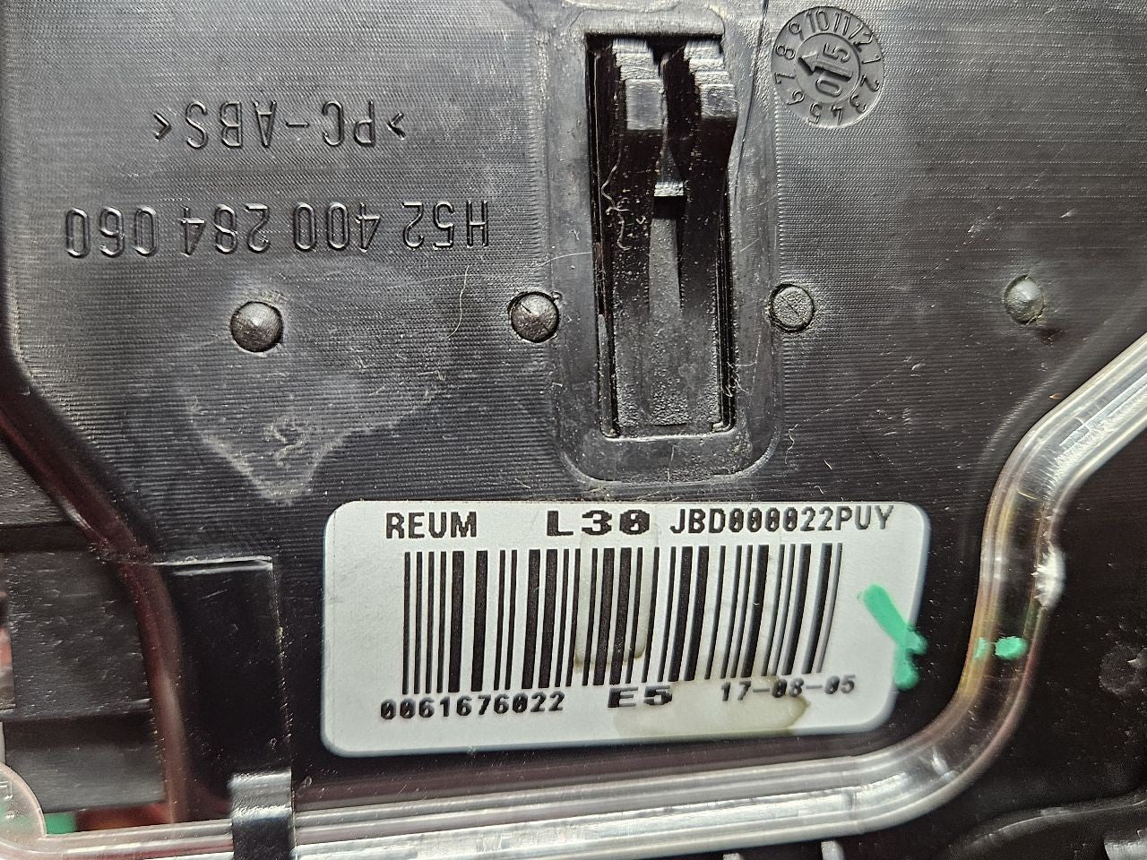 2003-2006 Range Rover HSE Center Dash Air Vent w/ Door Lock / Hazard Switches