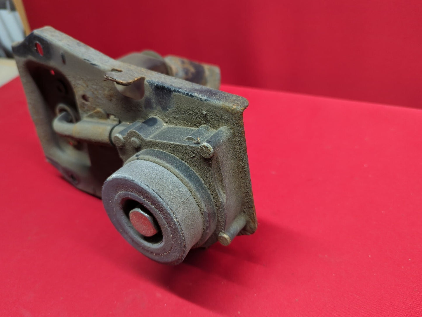 2007 - 2017 Traverse Enclave Acadia Outlook - Spare Tire Winch / Carrier