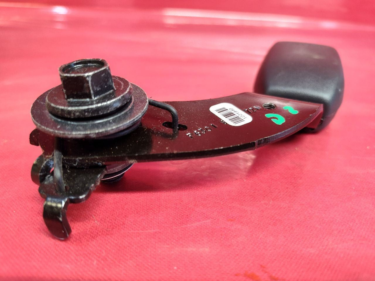 2009-2011 Honda Pilot 2ND SECOND Row CENTER-Right Seat Belt Buckle Tongue