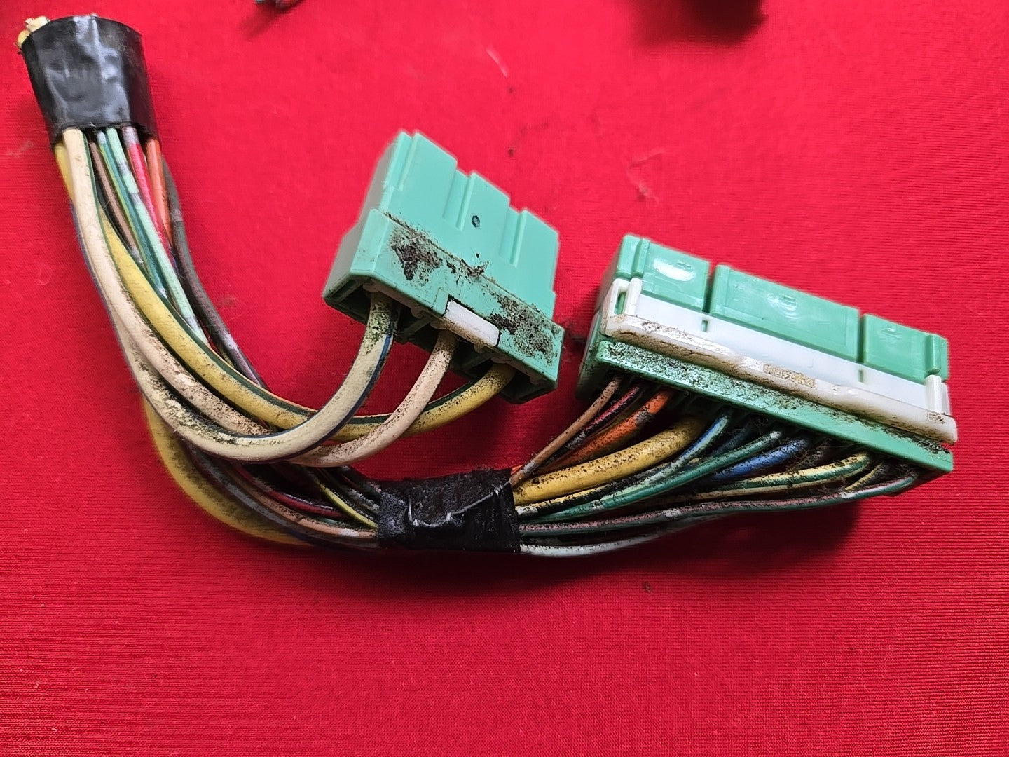 2001 2002 Acura MDX 3.6L Interior Cabin PASSENGER DASH Fuse Box - PIGTAIL WIRES