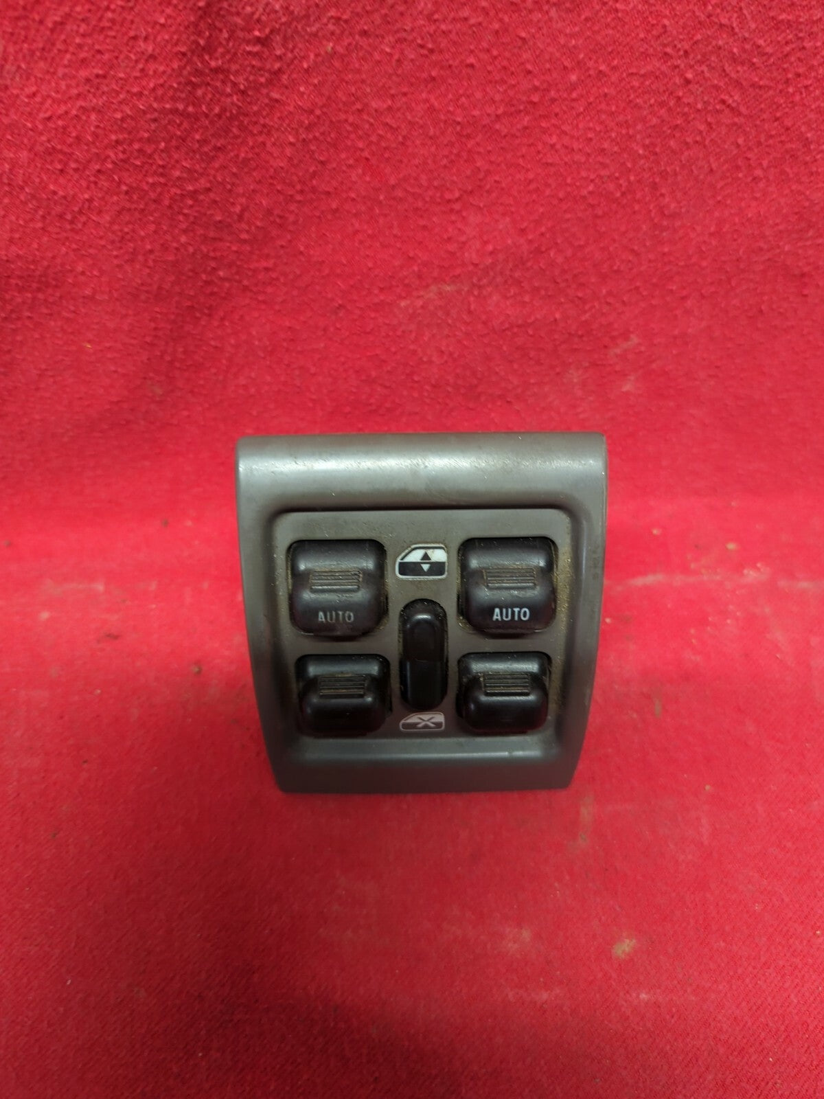 2001 2002 2003 2004 2005 Chrysler PT Cruiser Instrument Panel Window Lock Switch