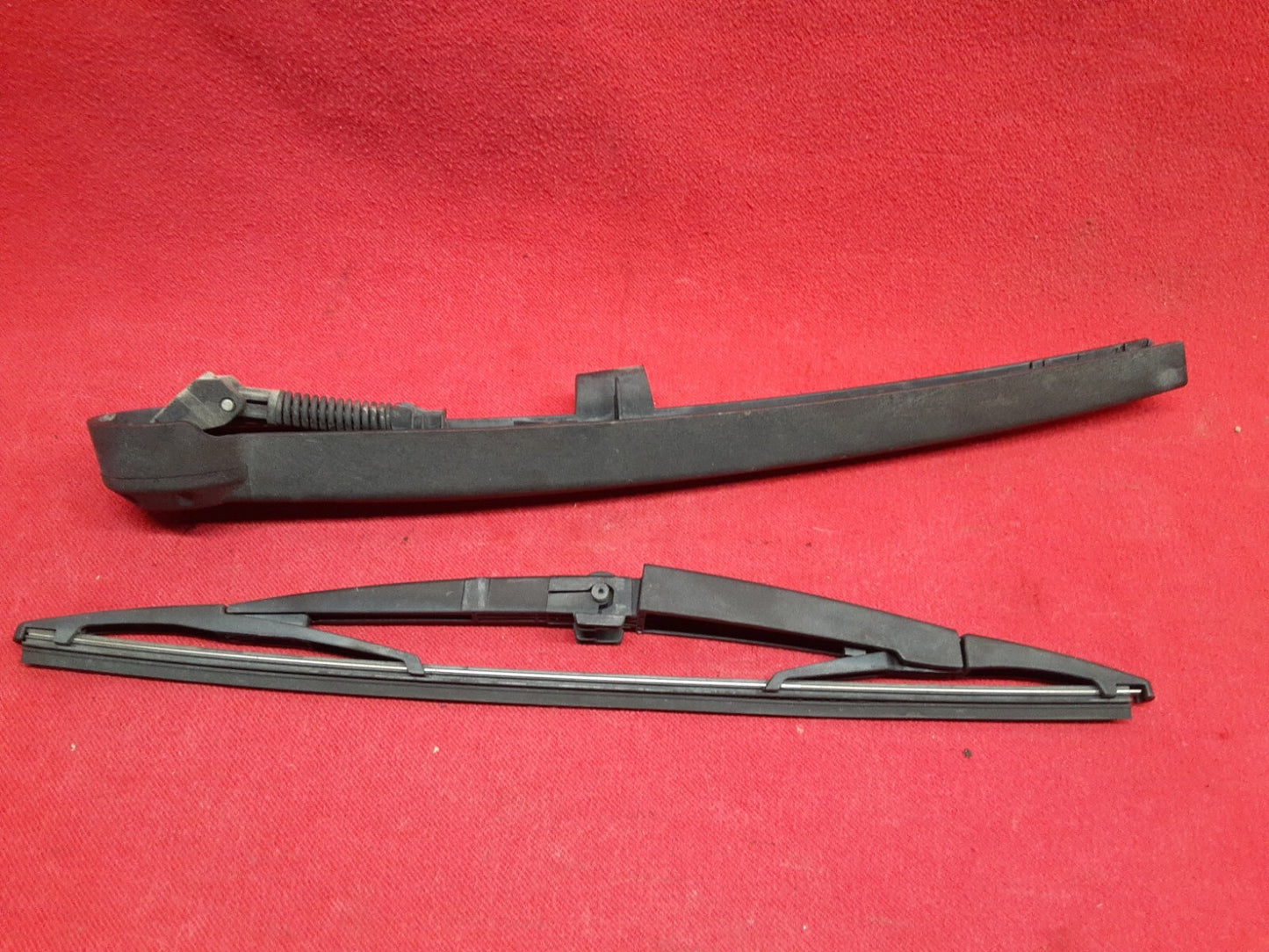 2005 - 2010 Jeep Grand Cherokee Laredo Limited REAR Liftgate Wiper Arm Black