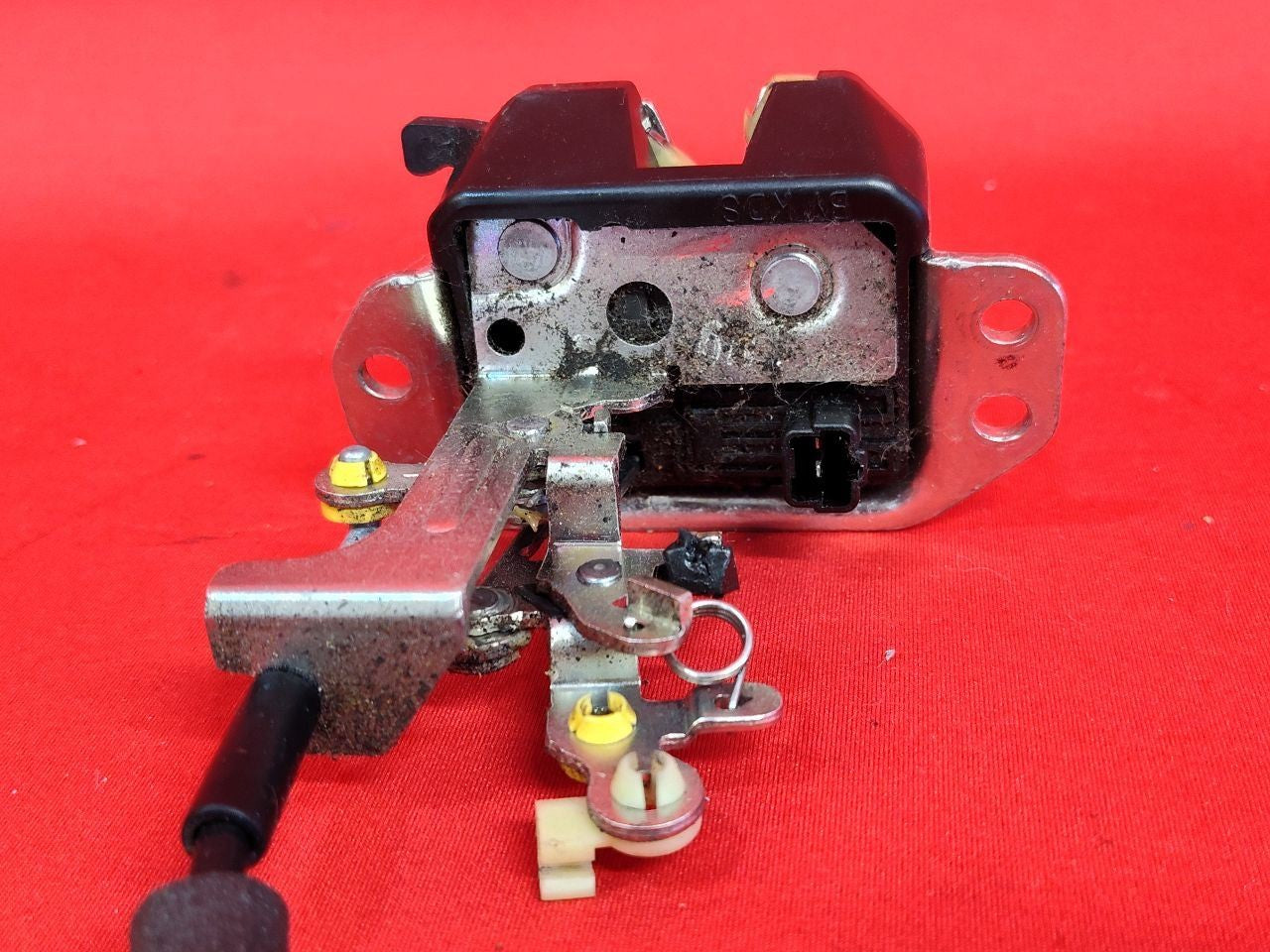 2013-2016 Chevrolet Chevy Spark + EV Liftgate Hatch Latch Lock Actuator w/ Cable