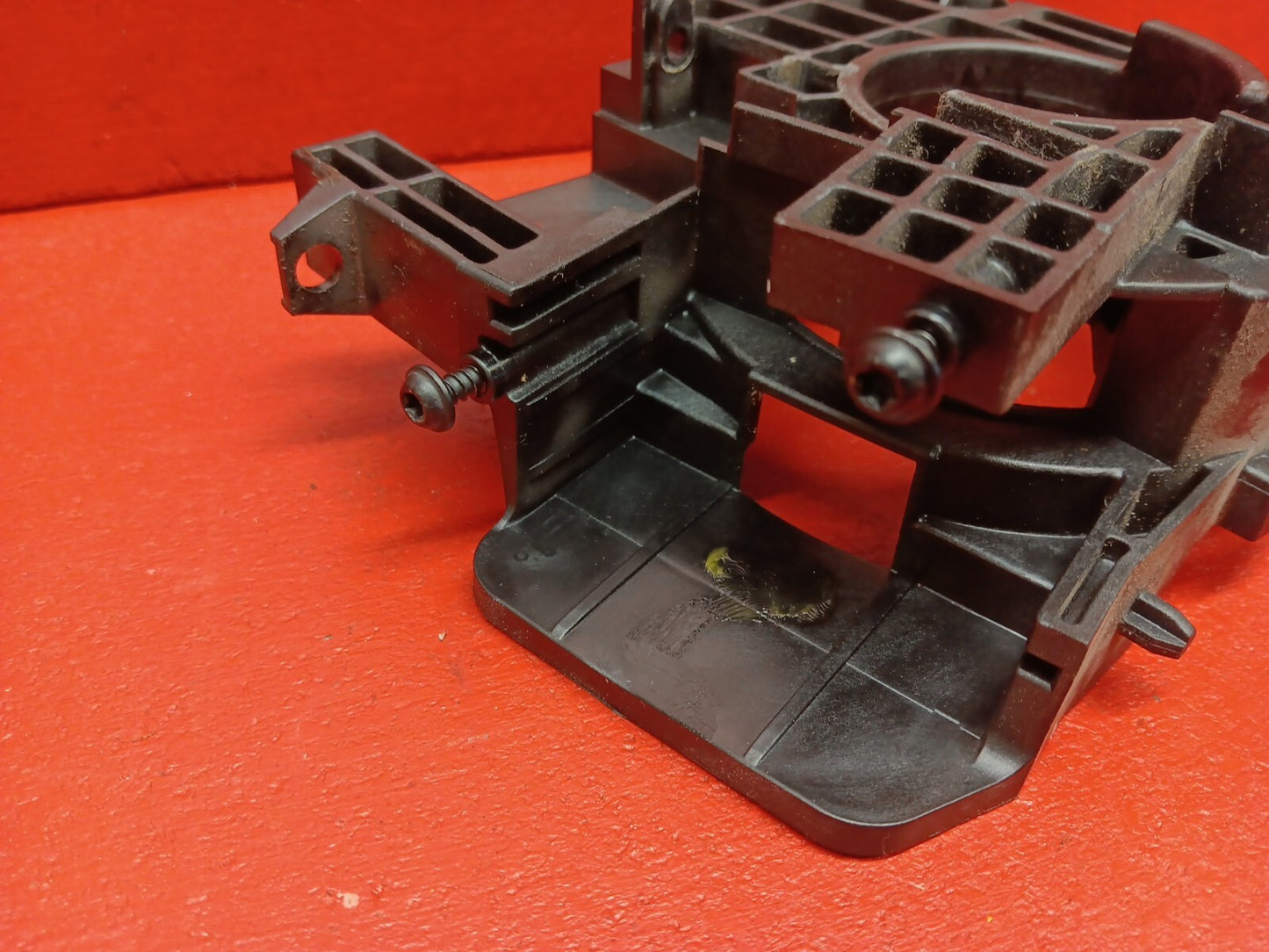 2008 - 2012 Ford Escape / 08 - 11 Mariner Hybrid Steering Column Switch Housing