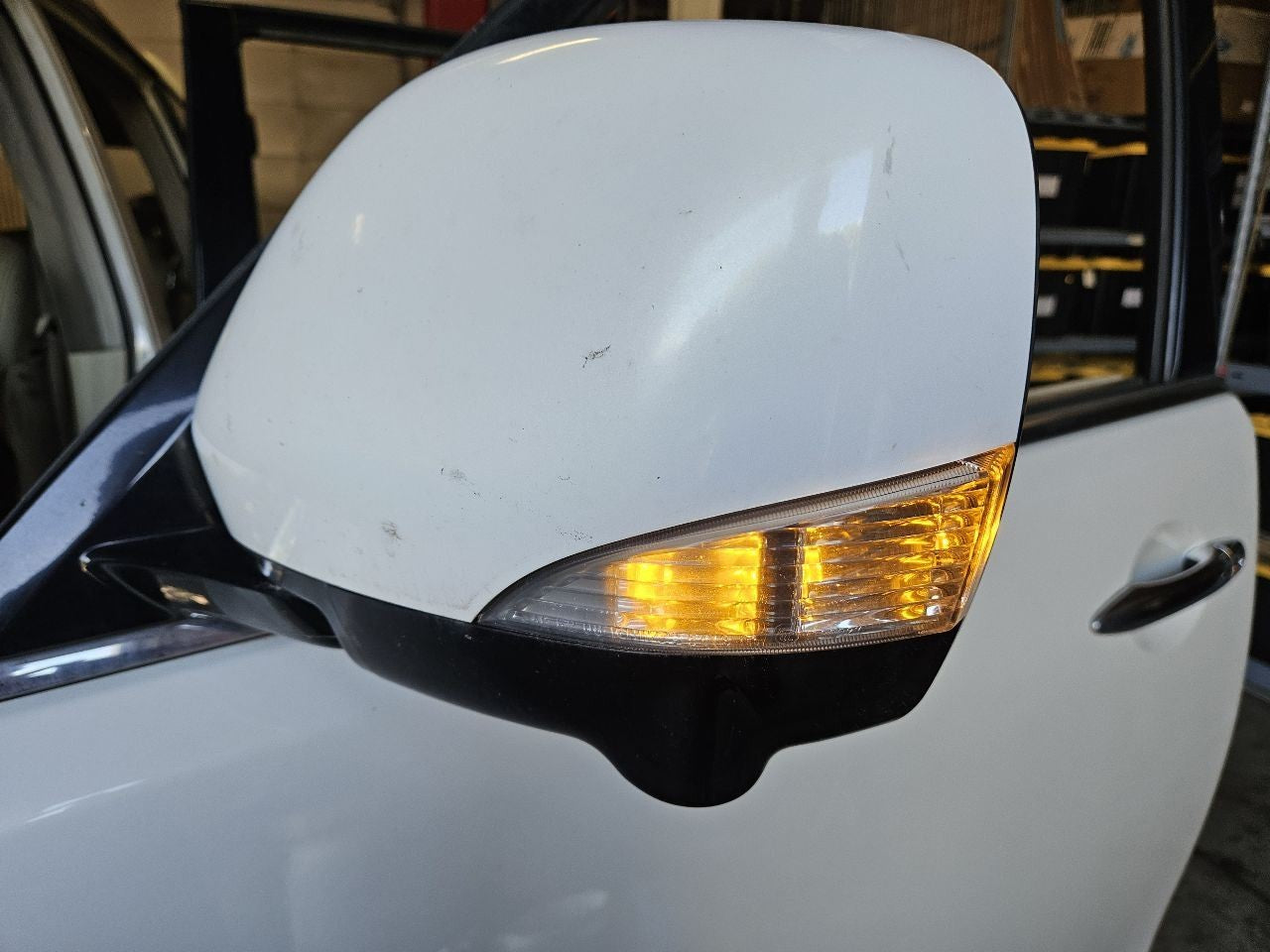 2011 2012 Infiniti QX56 LEFT DRIVER Door Wing Mirror QAA Moonlight White Pearl