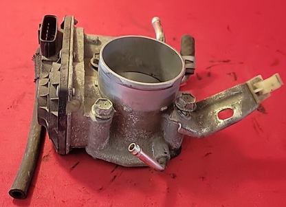 05-15 Toyota Camry Corolla Matrix RAV 4 Solara Throttle Body Unit 22030-0H031