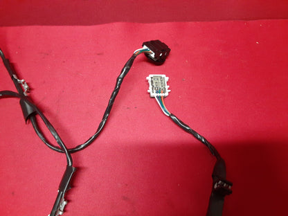 2013 - 2019 Lincoln MKT  RIGHT FRONT Interior Door Handle  DE9Z7422600AB PIGTAIL